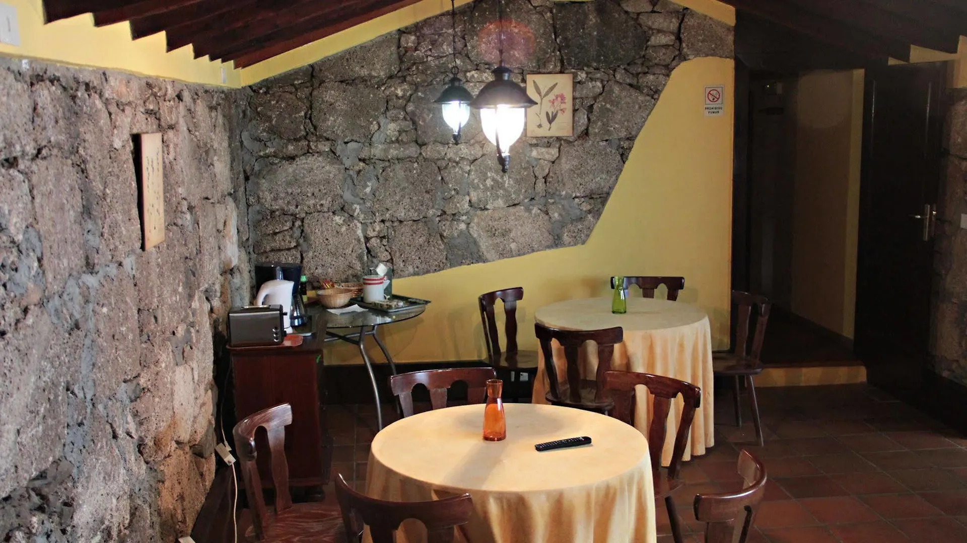 Hotel Rural Vilaflor Self Check In 24H Country house